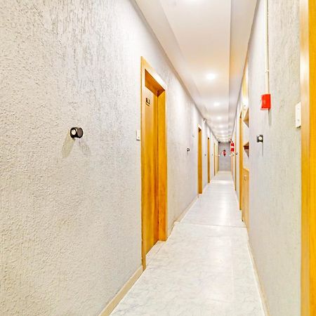 Super Collection O Adajan Formerly Hotel Western Inn 수라트 외부 사진